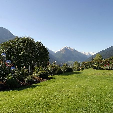 Landgut Thalerhof Hotel Telfes im Stubai Exterior photo